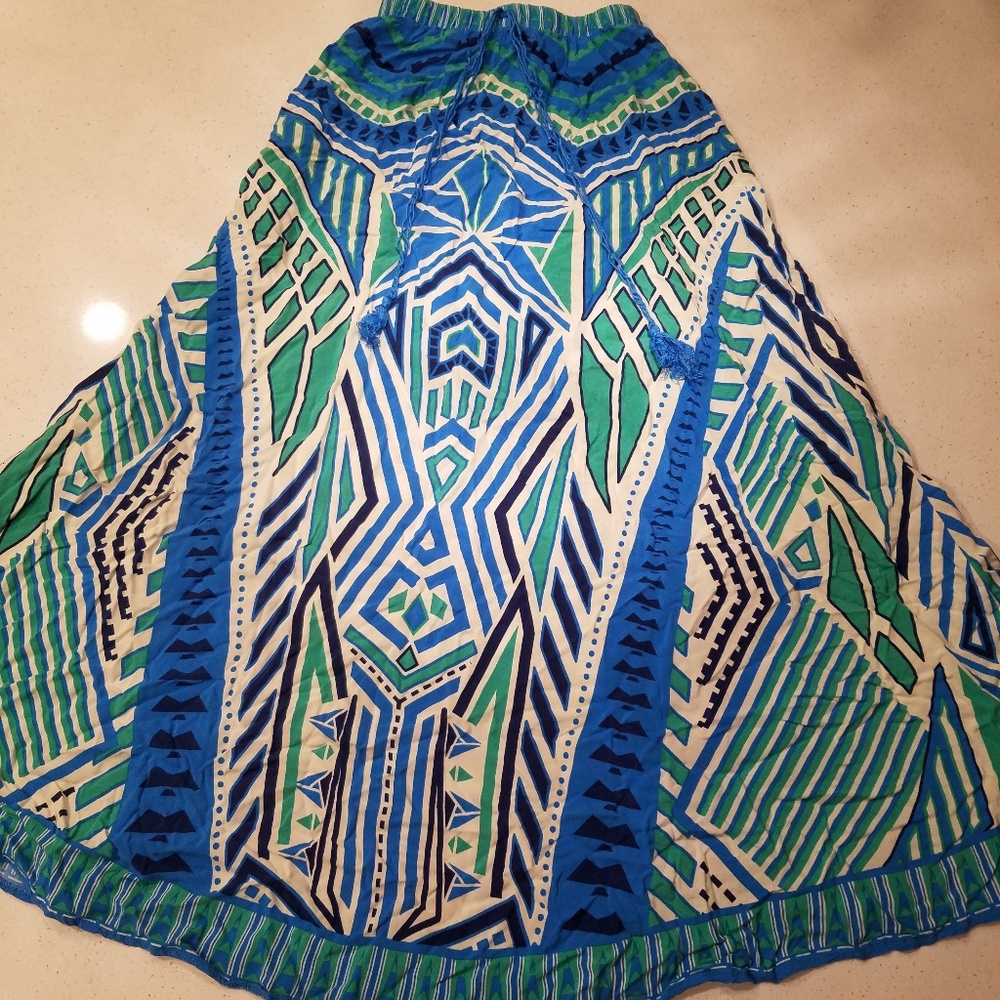 Forever 21 Maxi Skirt Geometrical Print XS